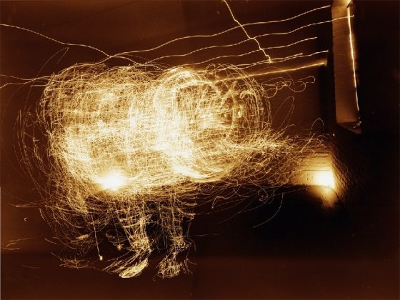 Lichtknäuel auf Füßen, 1979